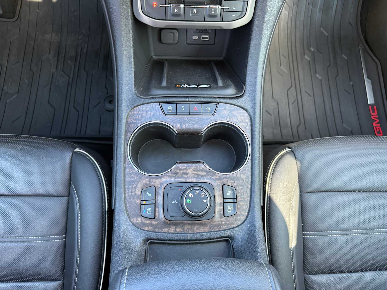 Thumbnail: 2021 GMC Acadia - 20