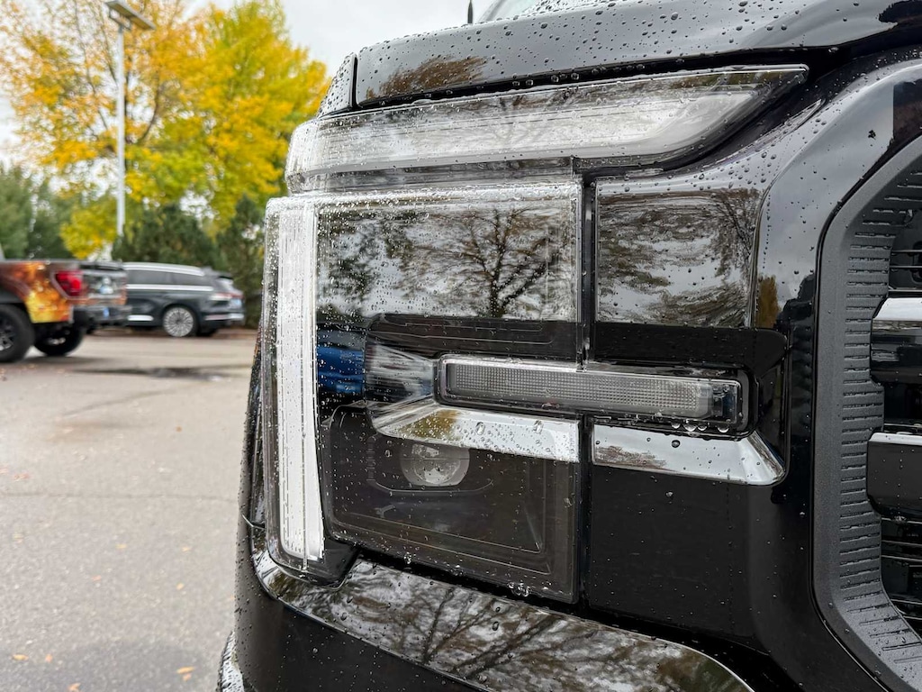 New 2025 Ford F-150 Lariat Truck SuperCrew Cab