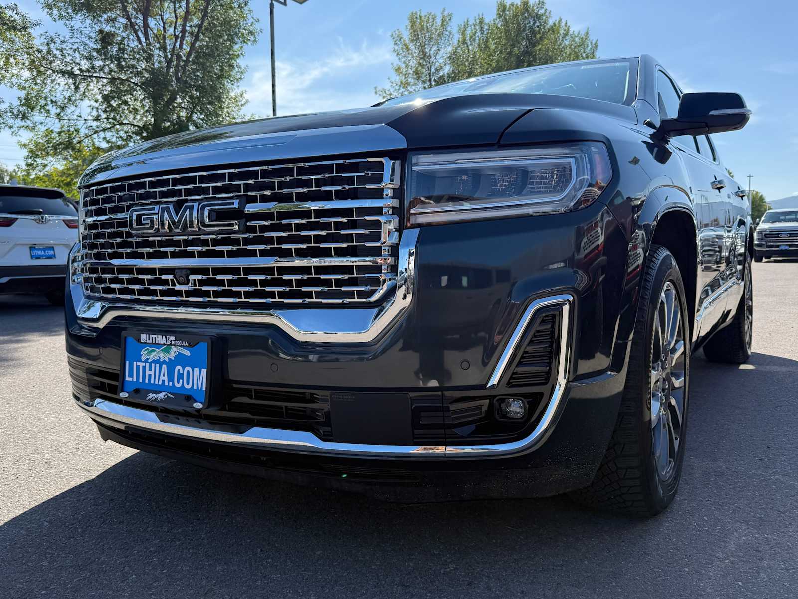 2021 GMC Acadia Denali's photo