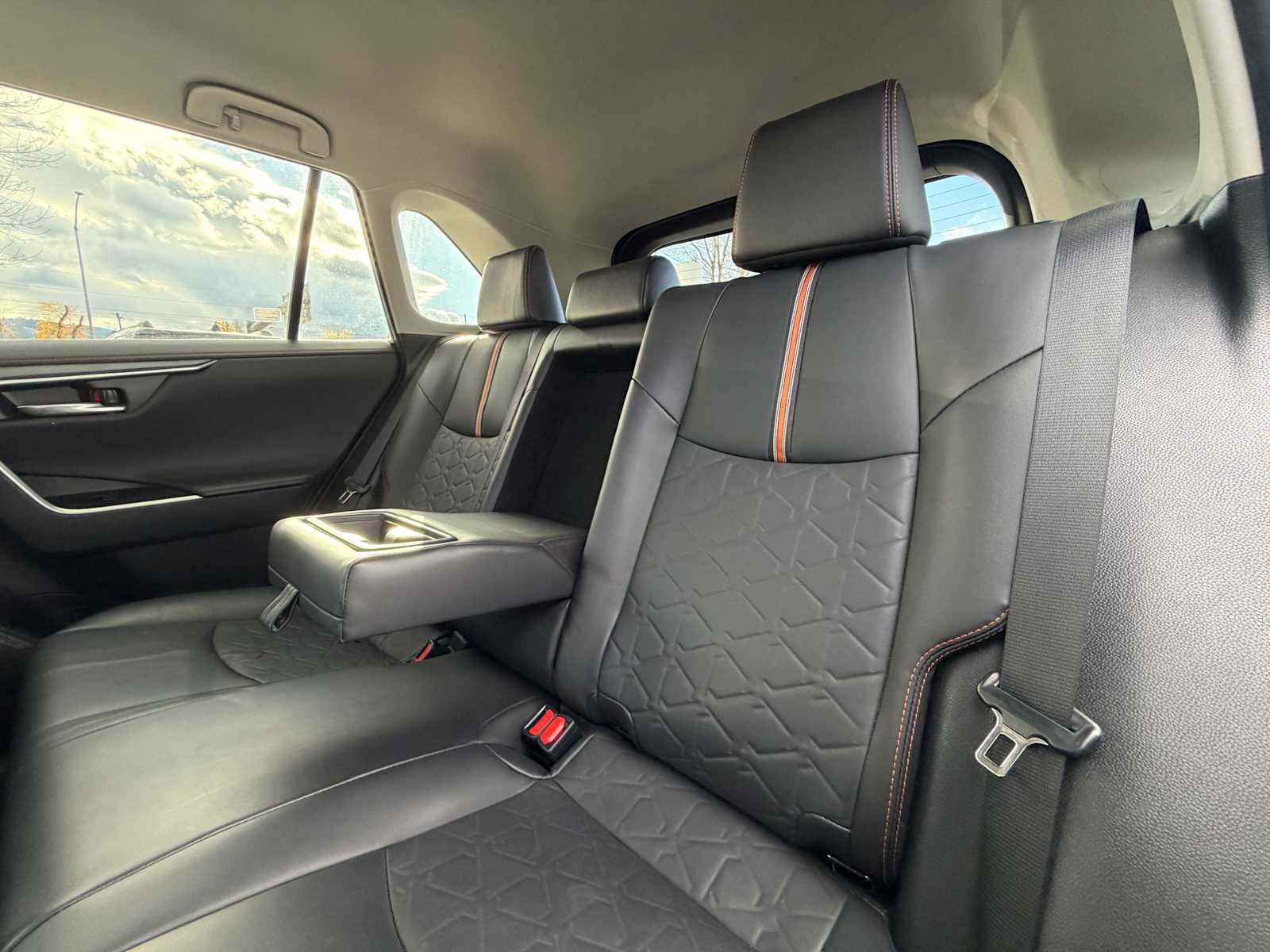 Thumbnail: 2024 Toyota RAV4 - 23