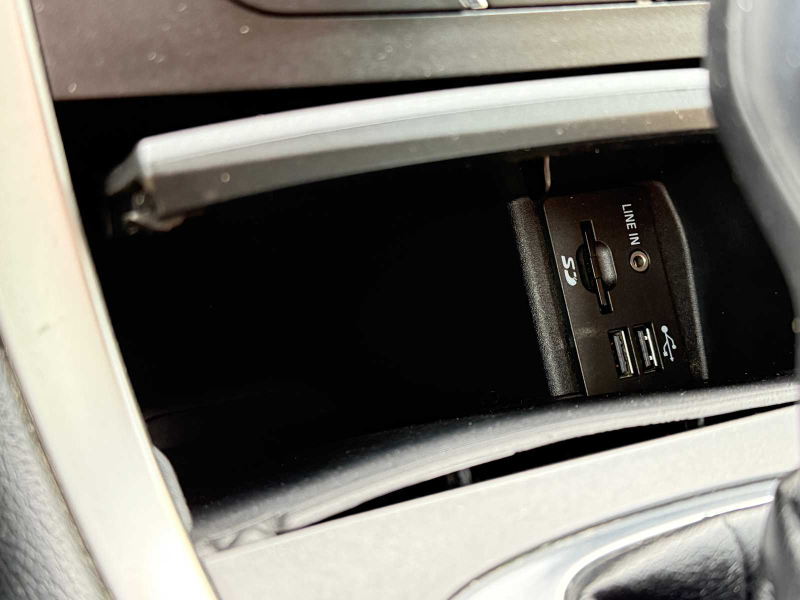 Thumbnail: 2015 Ford Edge - 21