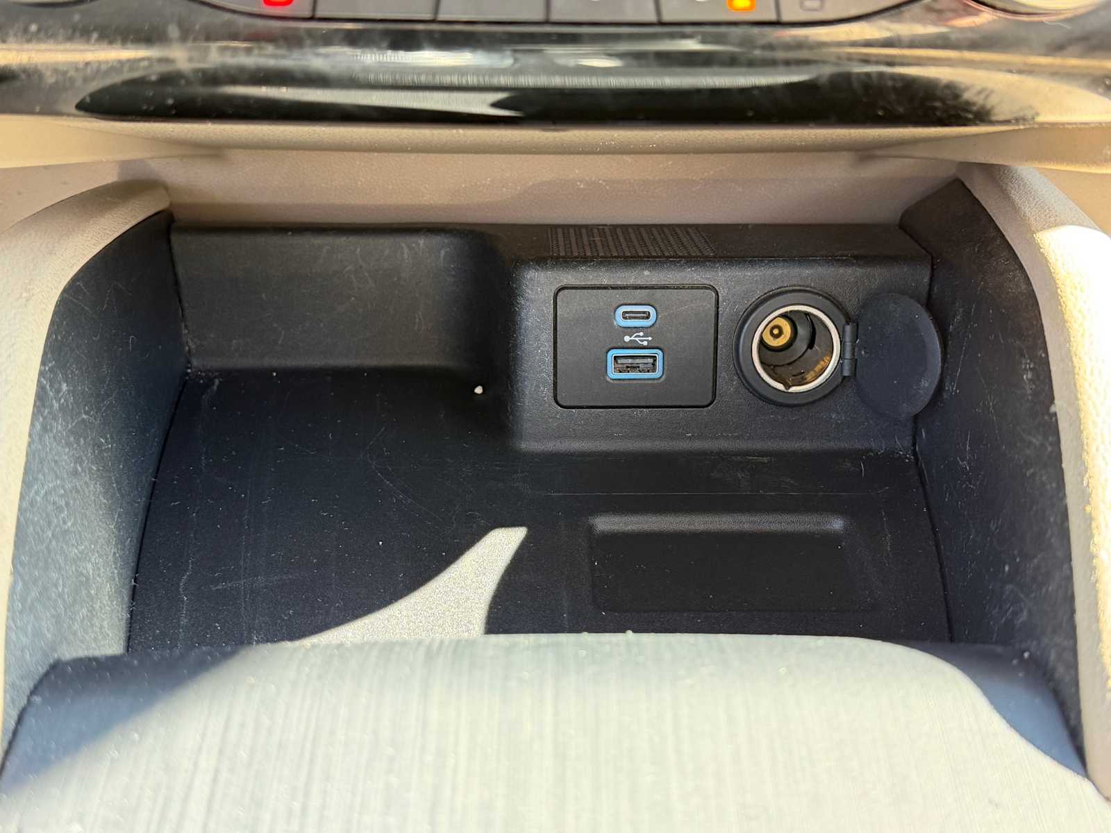 Thumbnail: 2021 Ford Escape - 20