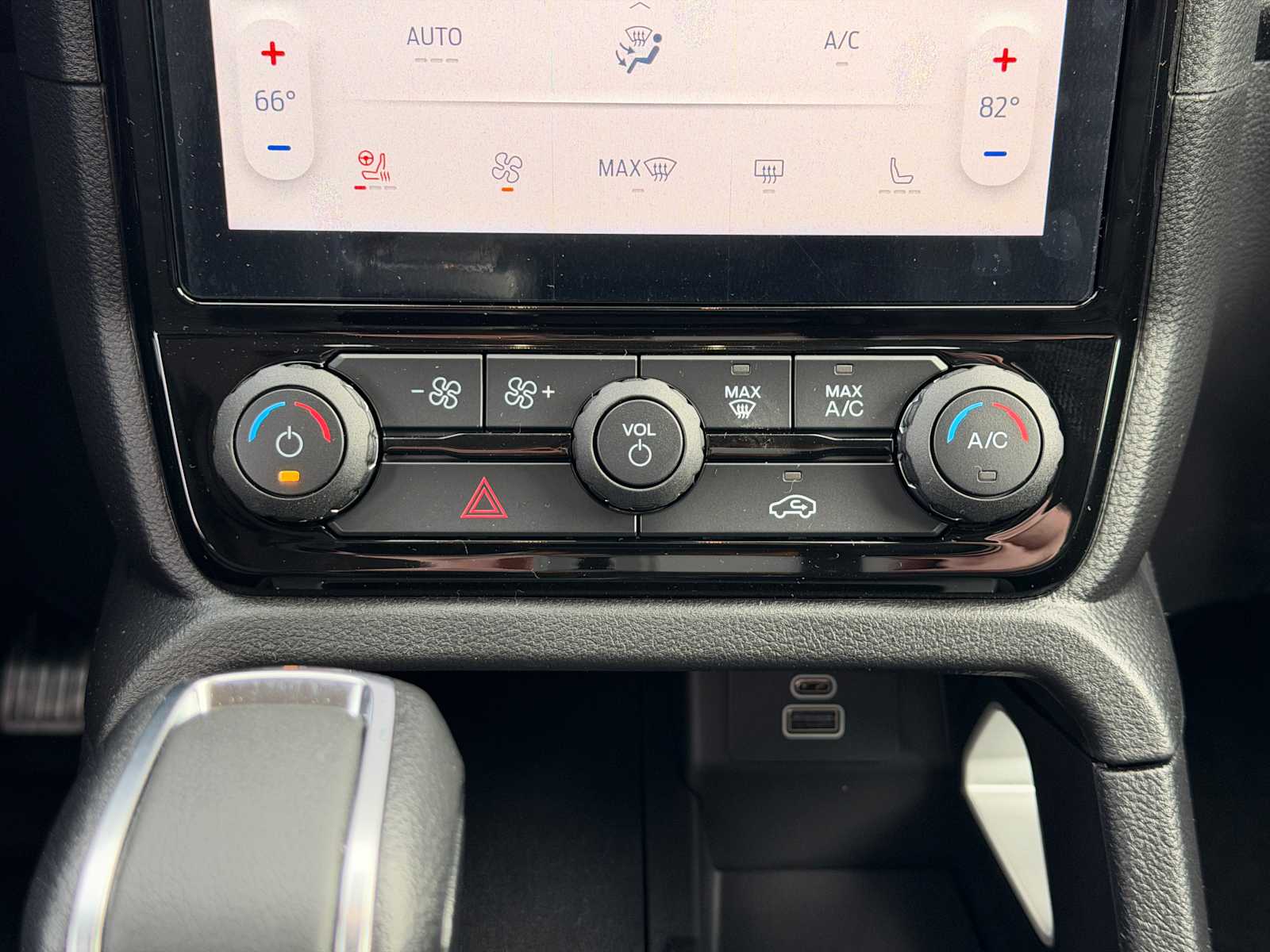 Thumbnail: 2025 Ford Ranger - 16