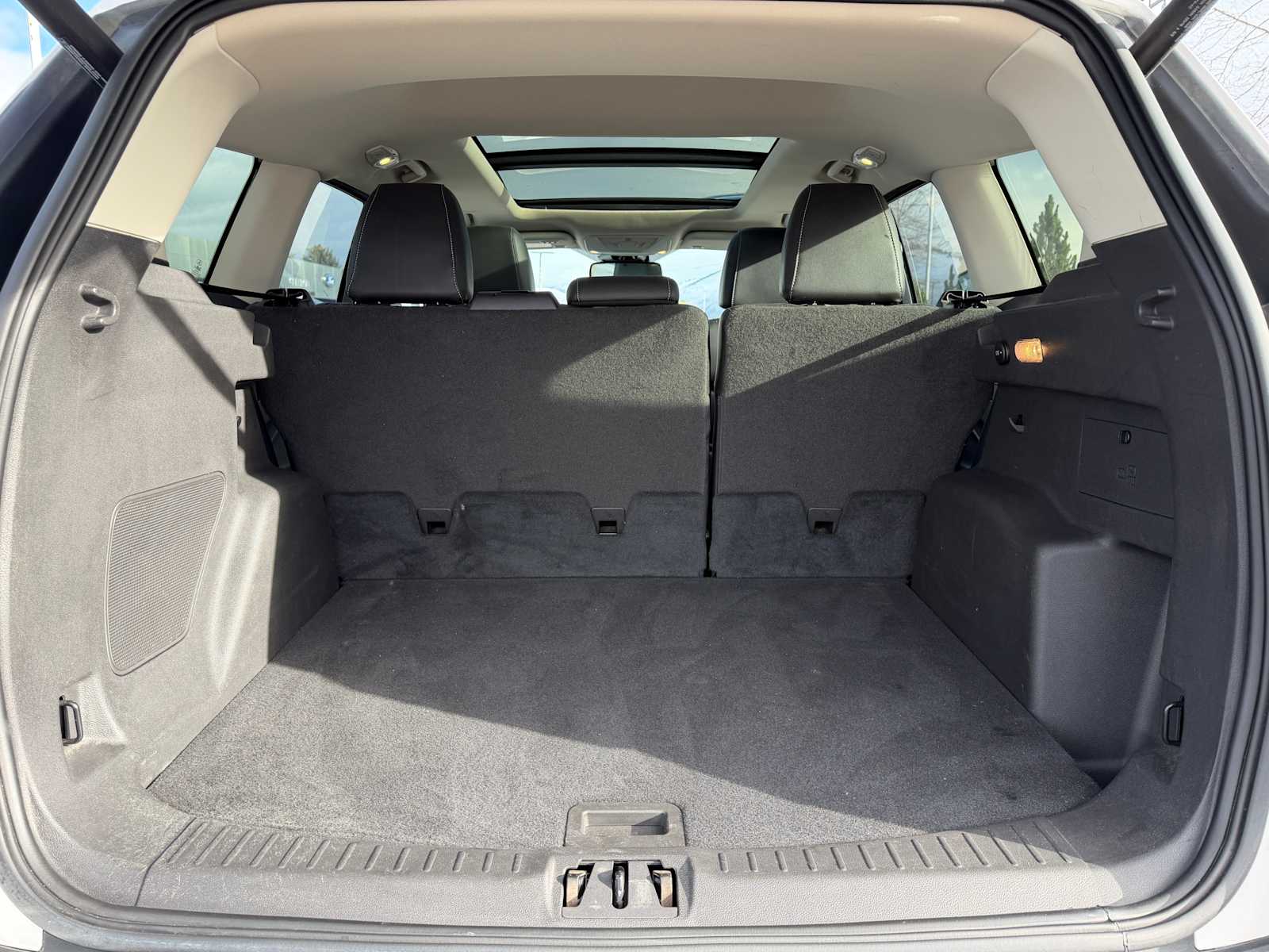 Thumbnail: 2017 Ford Escape - 10