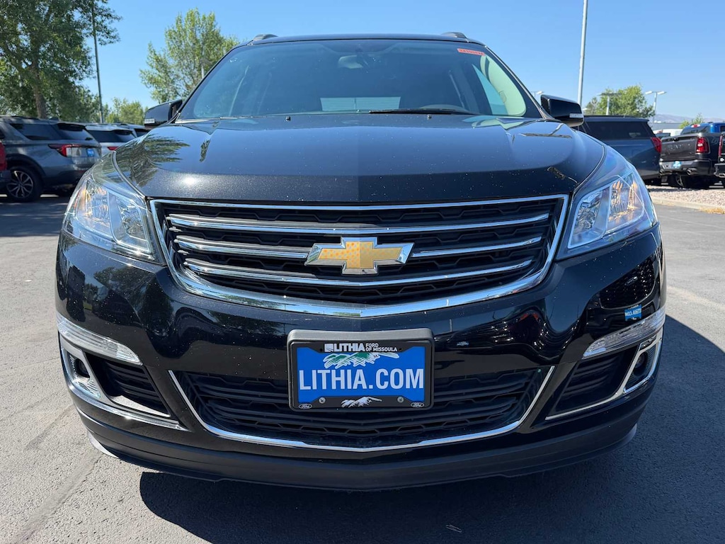 Used 2017 Chevrolet Traverse LT SUV