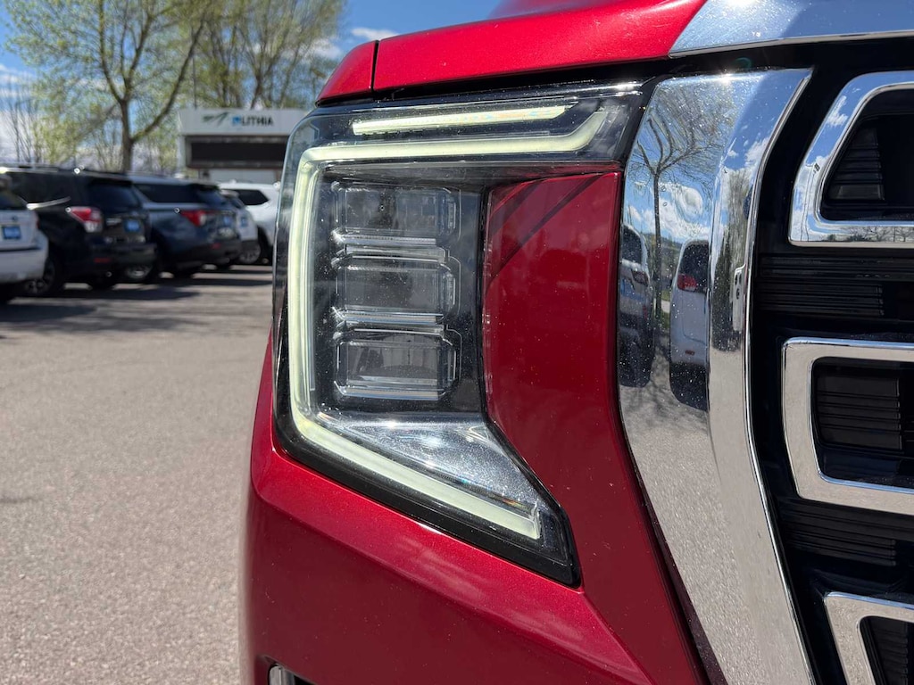 Used 2021 GMC Yukon SLT SUV