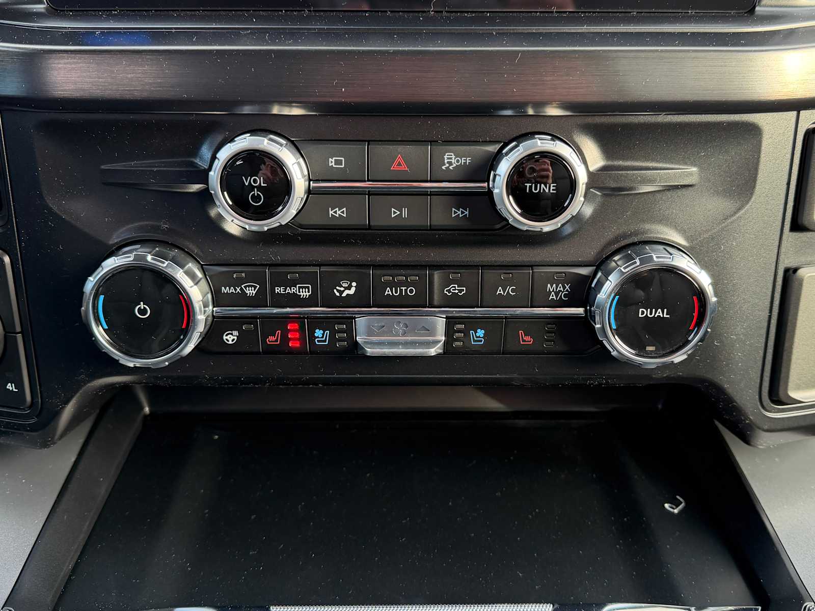 Thumbnail: 2026 Ford F-350 - 17