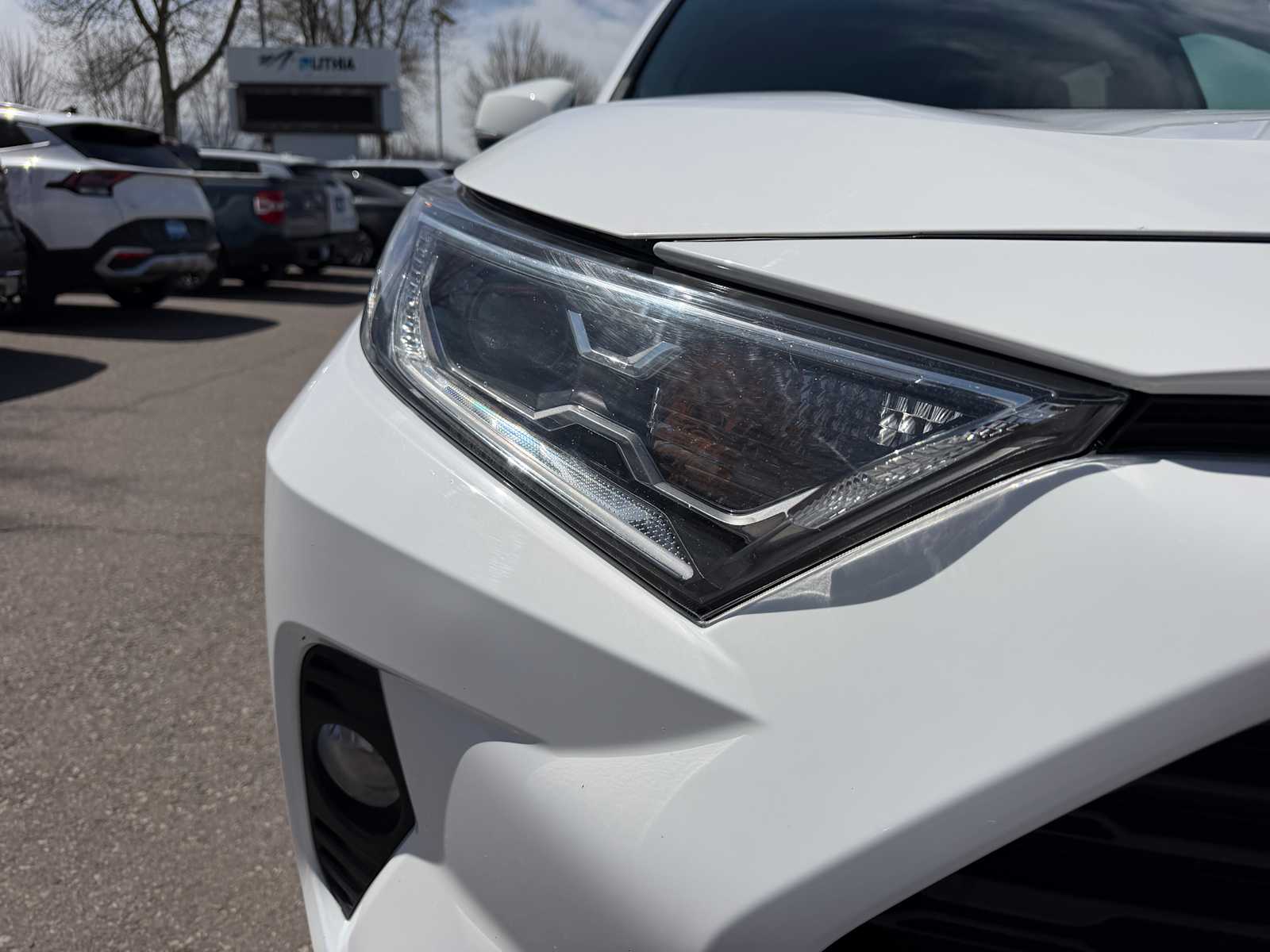 Thumbnail: 2021 Toyota RAV4 - 3