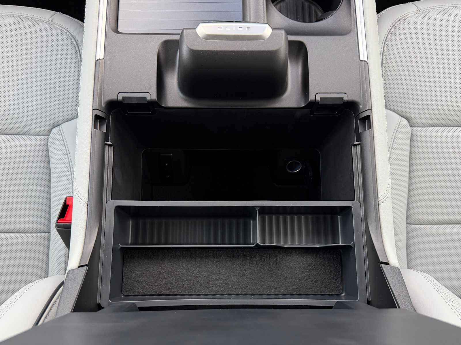 Thumbnail: 2025 Ford Expedition - 24