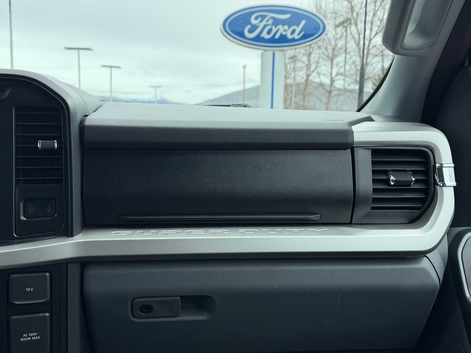 Thumbnail: 2024 Ford Econoline - 23