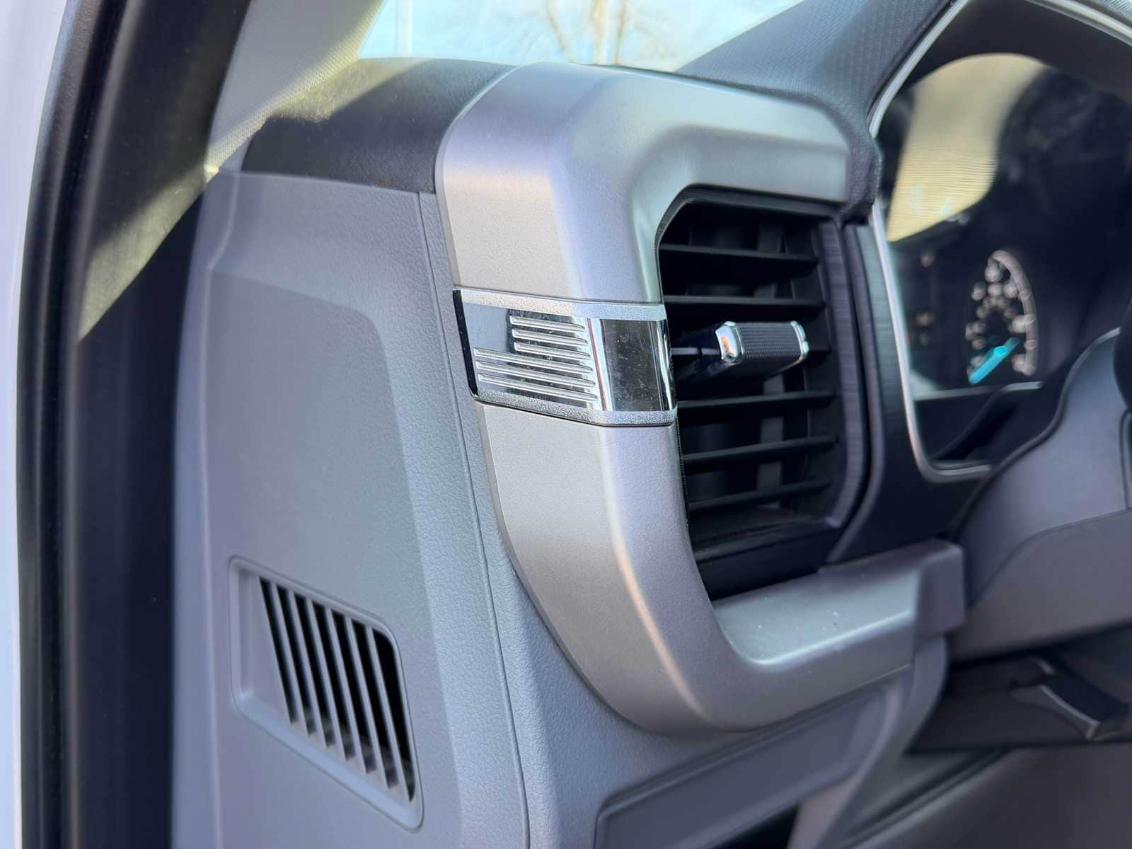 Thumbnail: 2023 Ford F-150 - 11