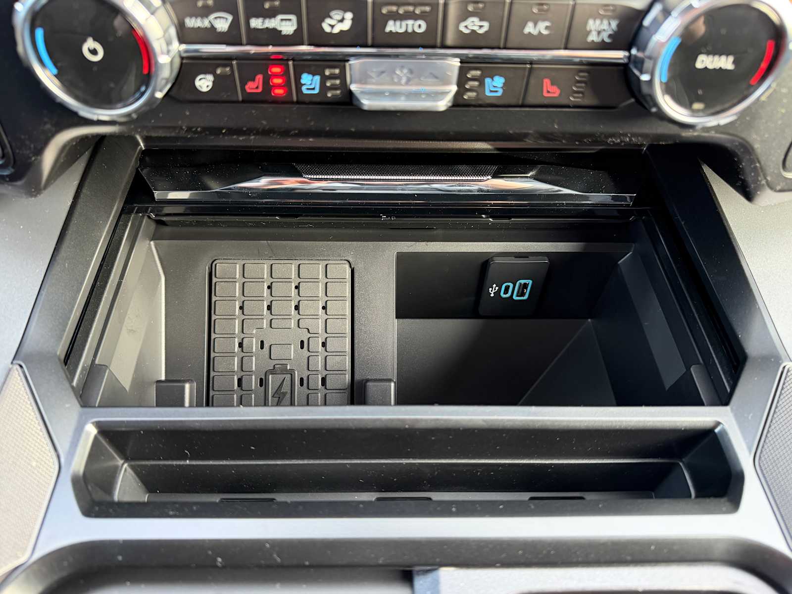 Thumbnail: 2026 Ford F-350 - 18