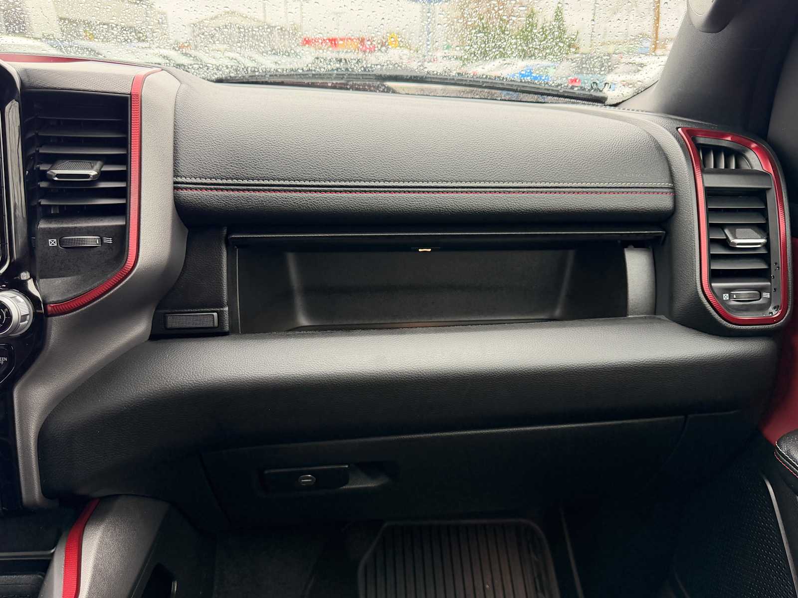 Thumbnail: 2026 RAM 1500 - 26