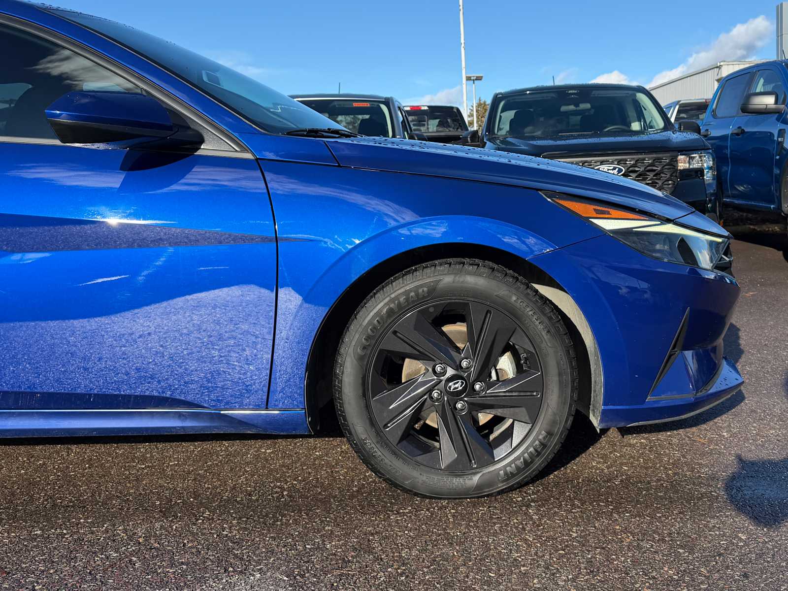 Thumbnail: 2021 Hyundai Elantra - 5