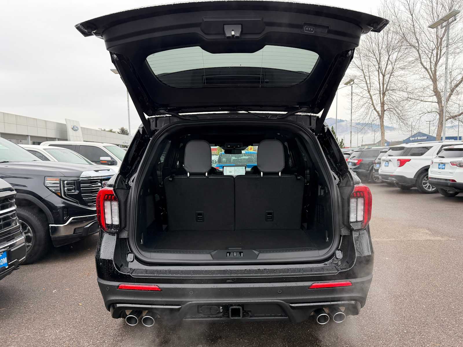 Thumbnail: 2026 Ford Explorer - 9