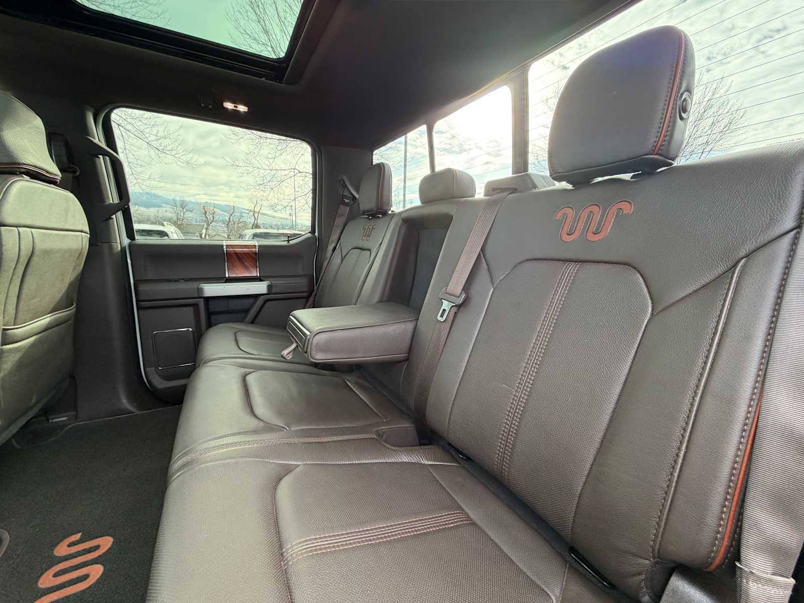 Thumbnail: 2017 Ford Econoline - 24