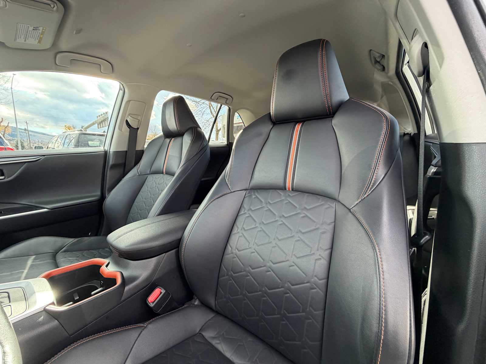 Thumbnail: 2024 Toyota RAV4 - 11