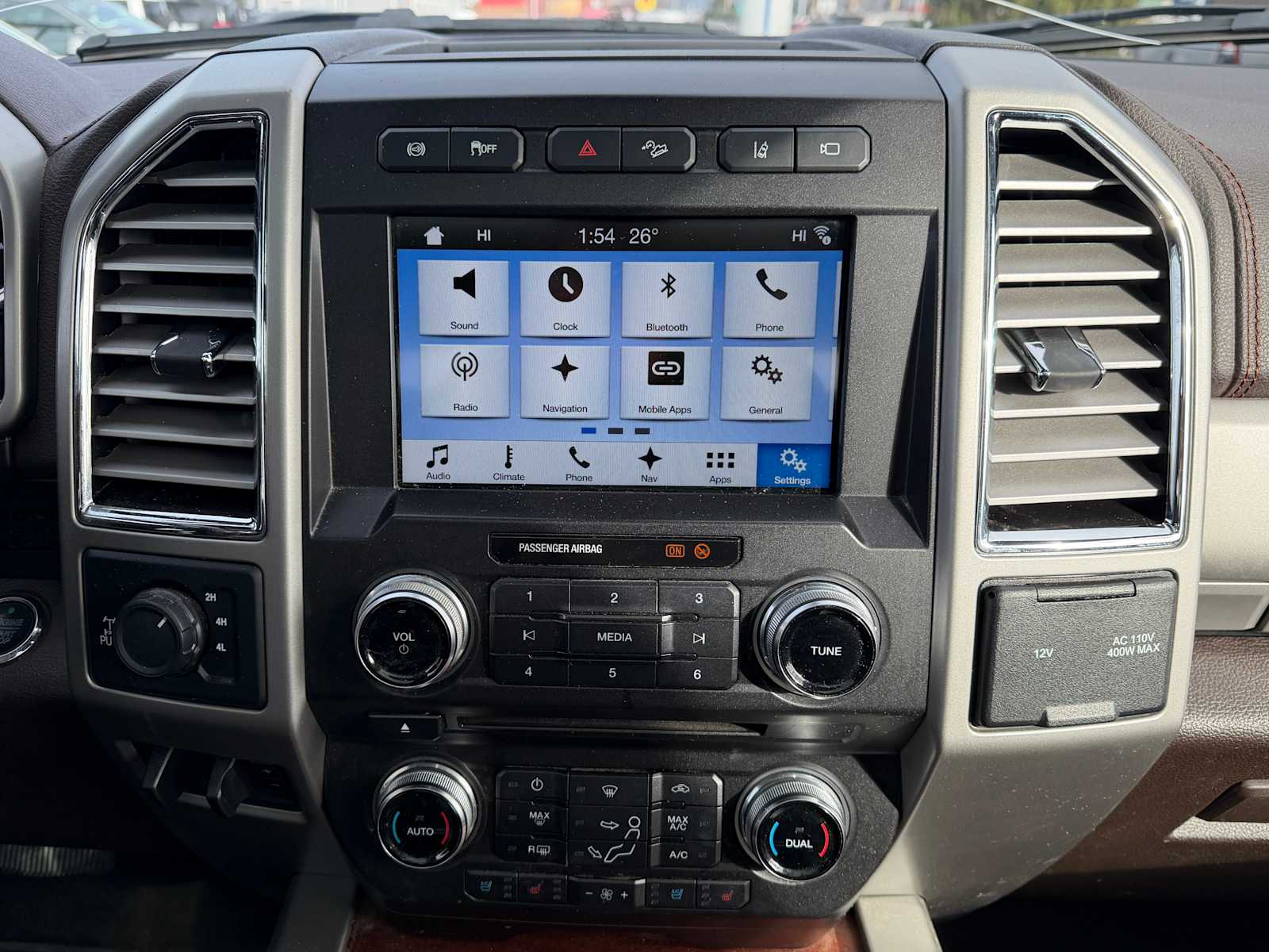 Thumbnail: 2017 Ford Econoline - 15