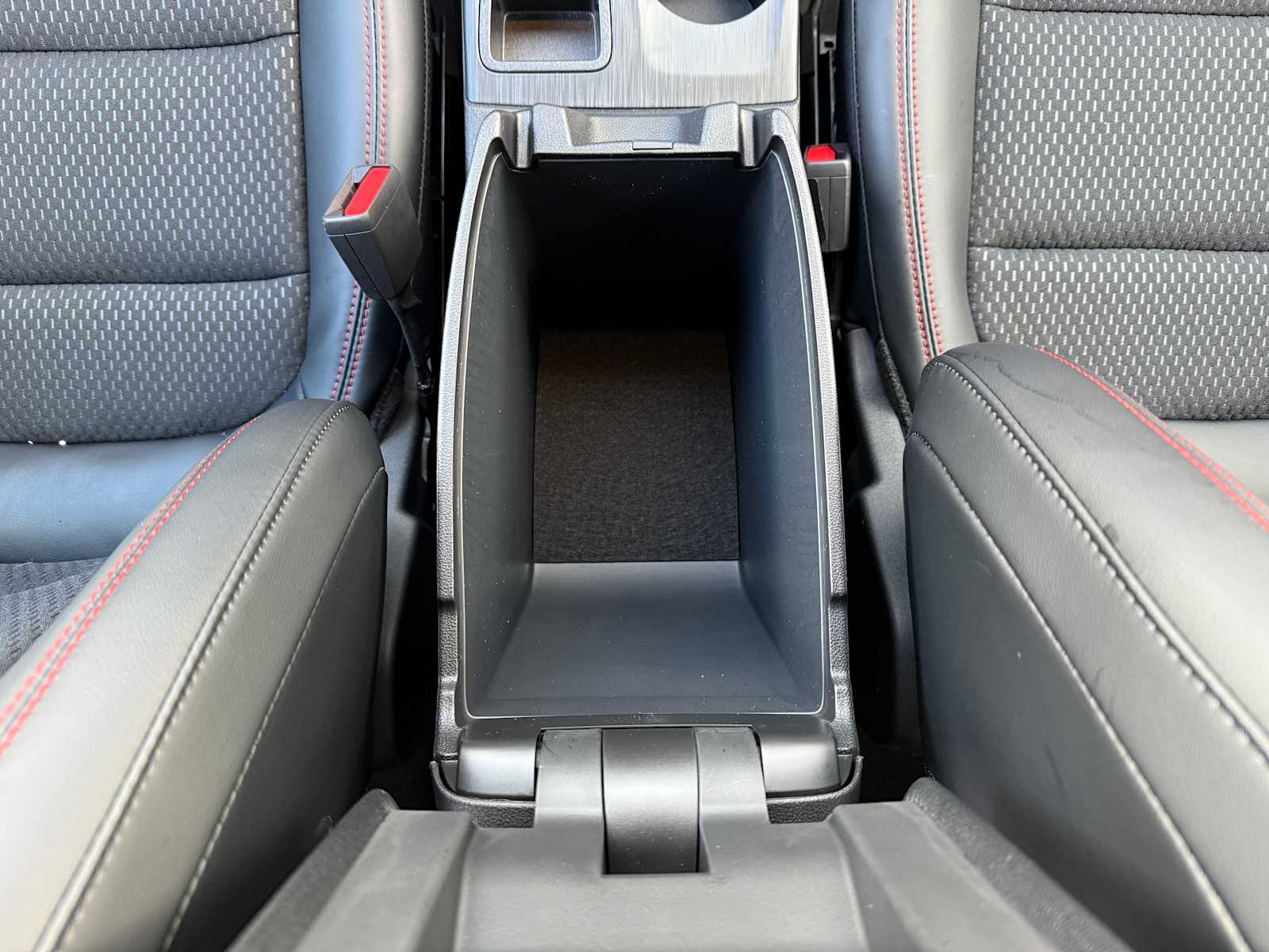 Thumbnail: 2025 Ford Escape - 20