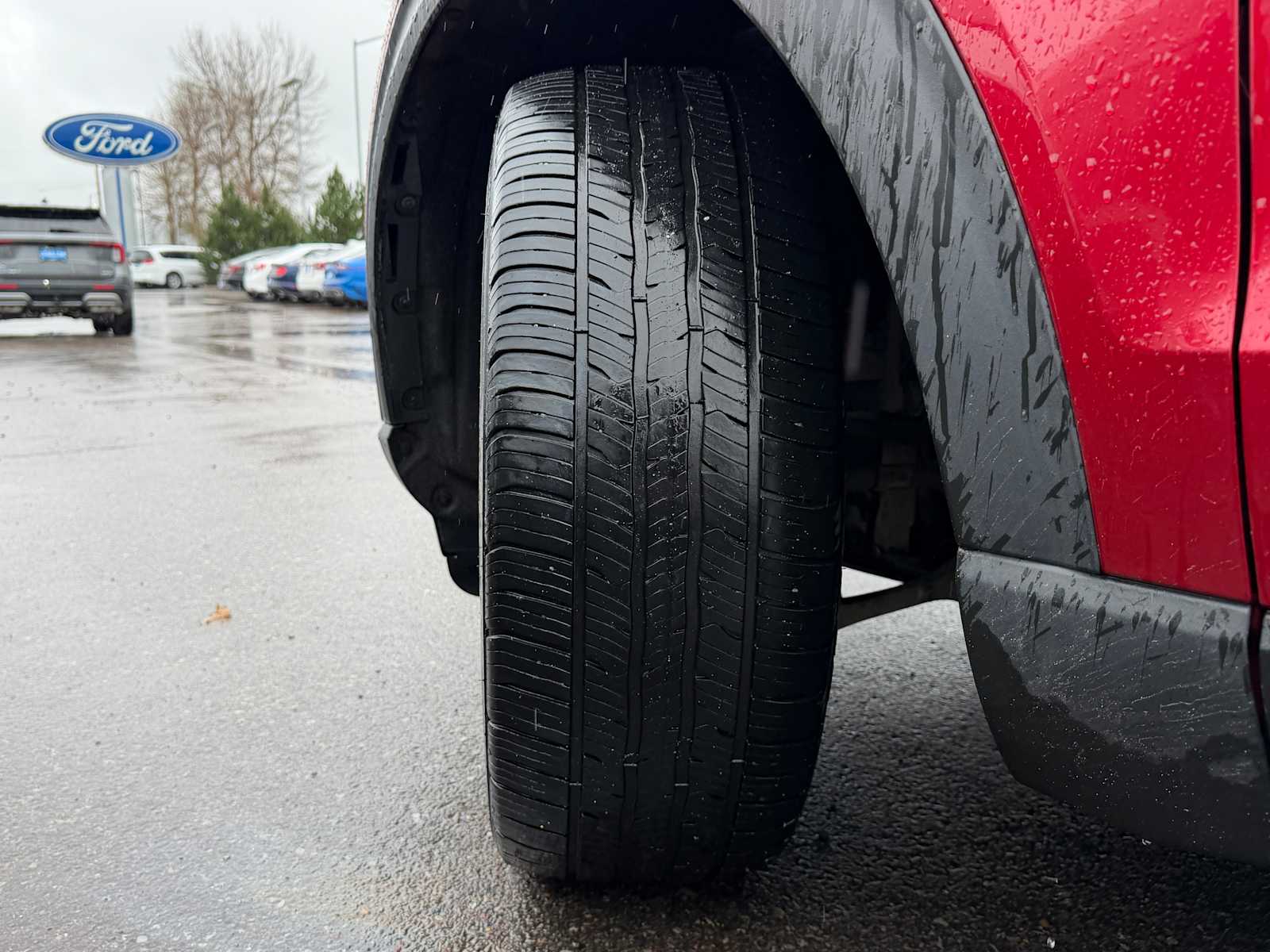 Thumbnail: 2021 Ford Explorer - 32