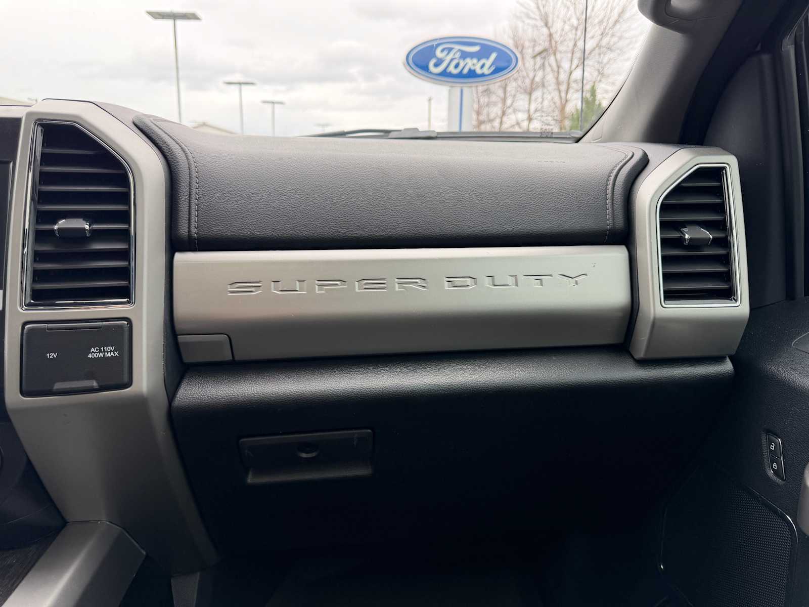 Thumbnail: 2020 Ford Econoline - 25