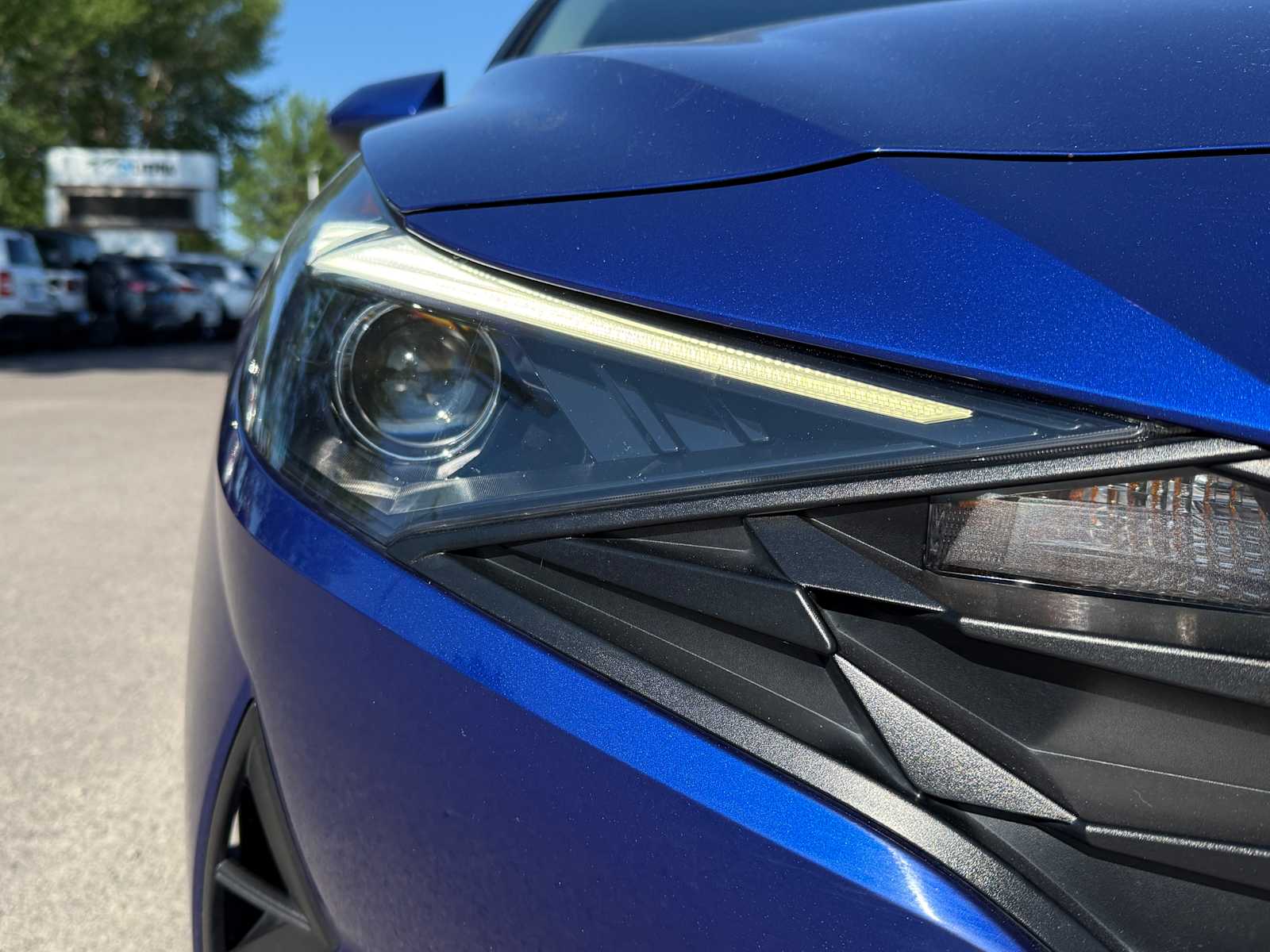 Thumbnail: 2022 Hyundai Elantra - 3
