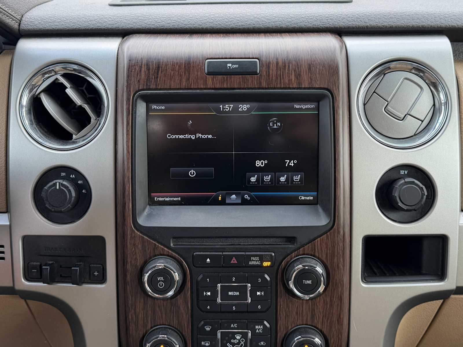 Thumbnail: 2014 Ford F-150 - 17