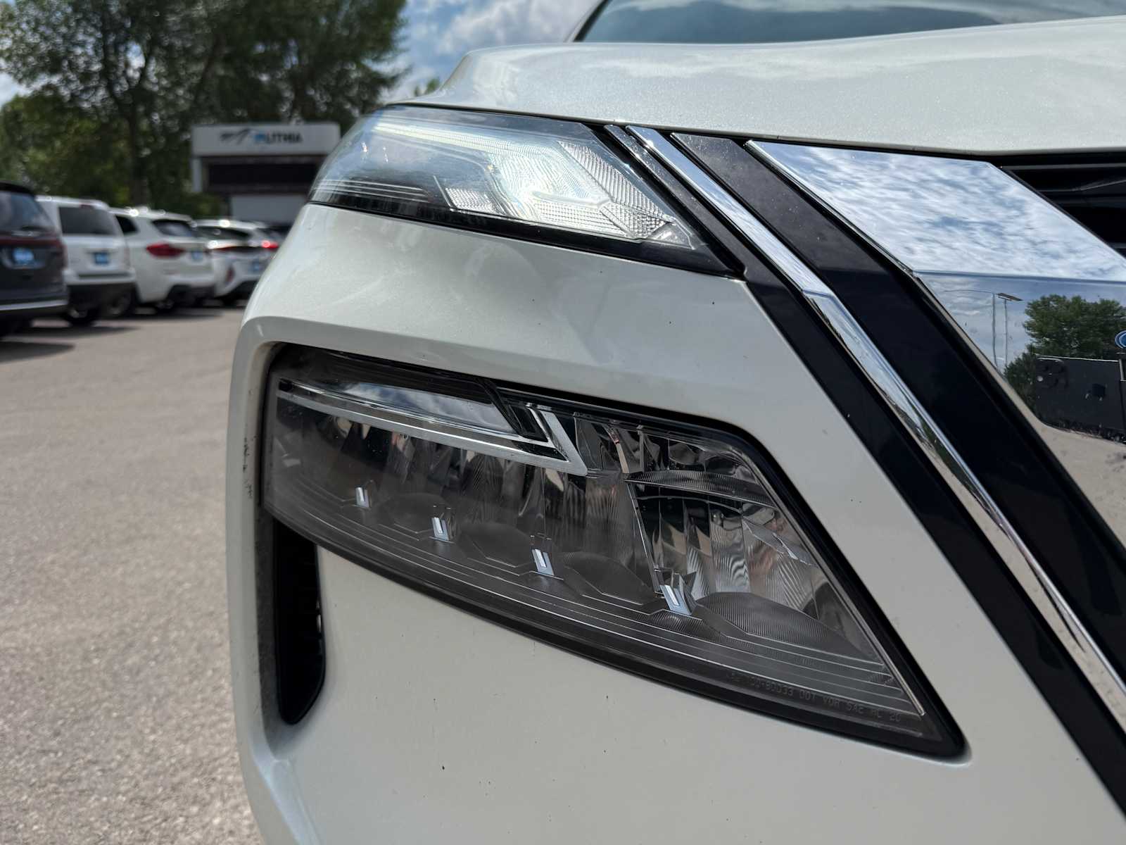 Thumbnail: 2023 Nissan Rogue - 3