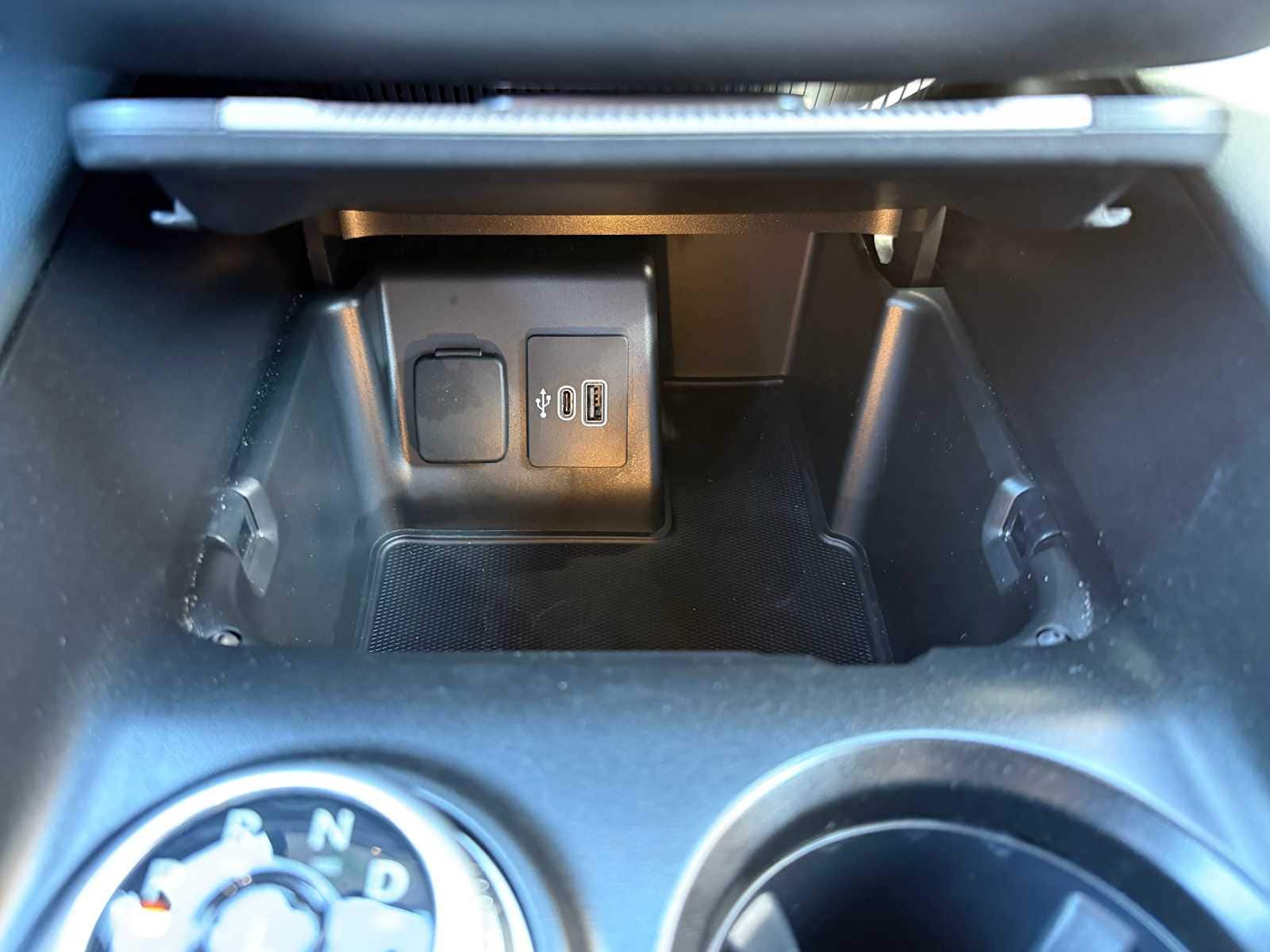 Thumbnail: 2025 Ford Explorer - 21