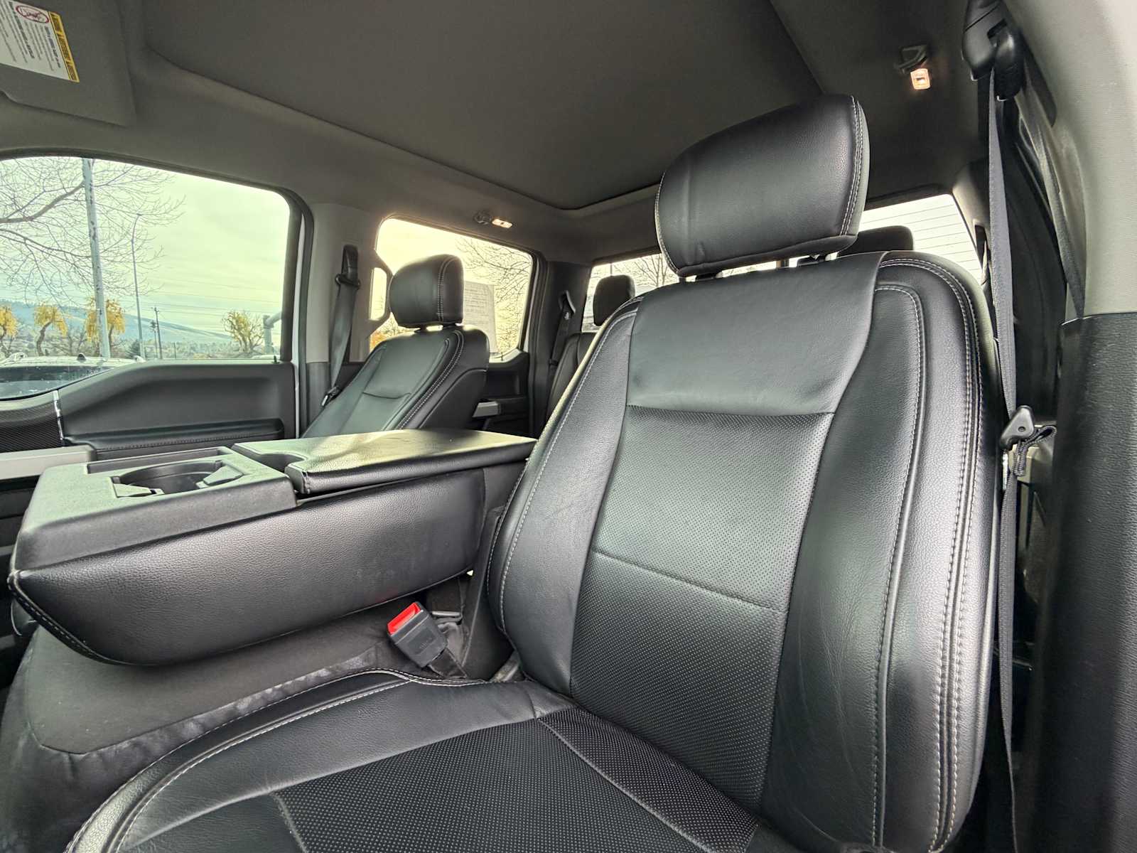 Thumbnail: 2019 Ford Econoline - 11