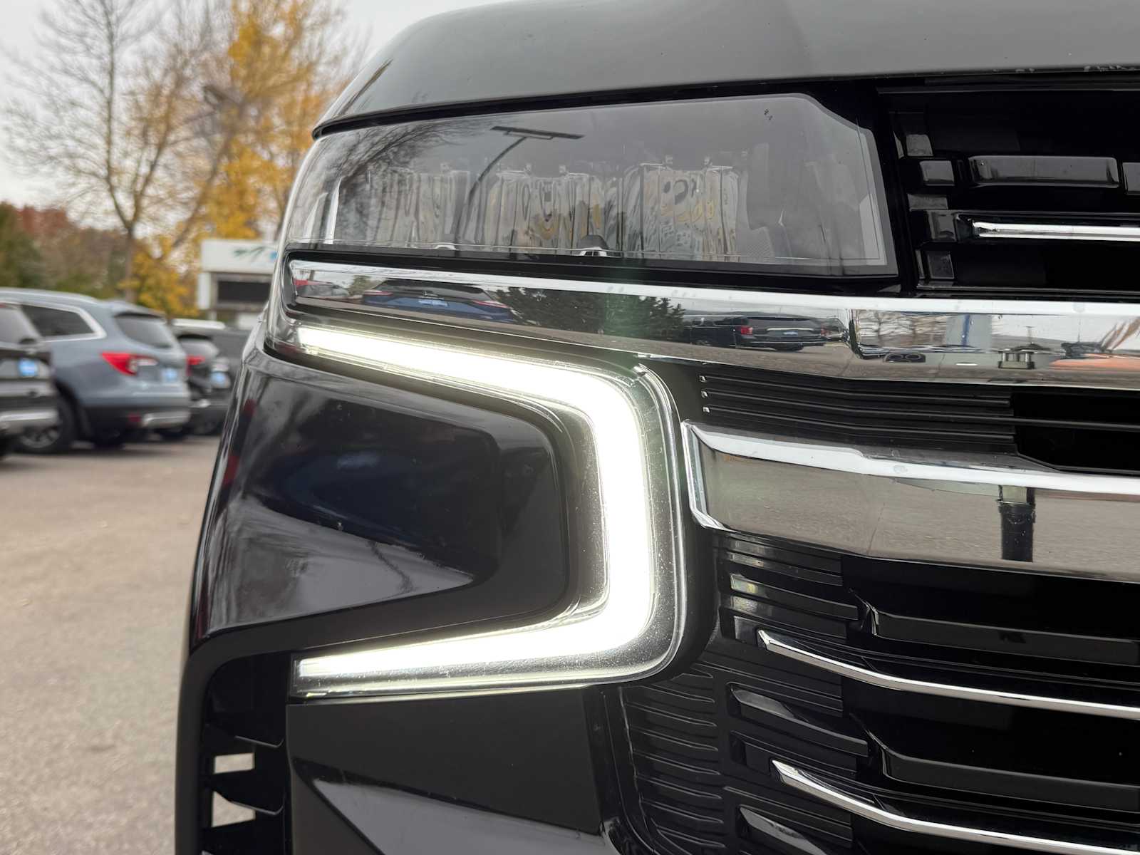 Thumbnail: 2023 Chevrolet Tahoe - 3