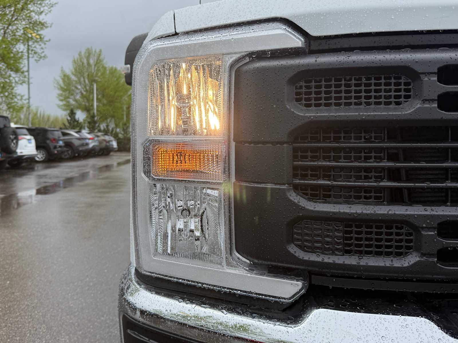 2025 Ford F-250 XL photo 3