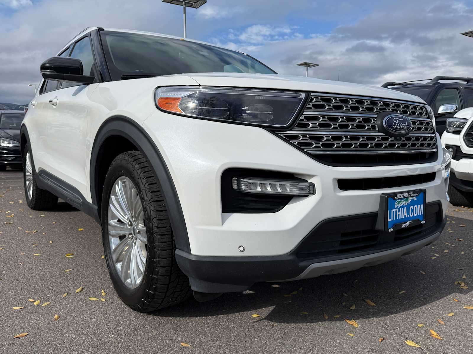 2020 Ford Explorer Limited photo 2