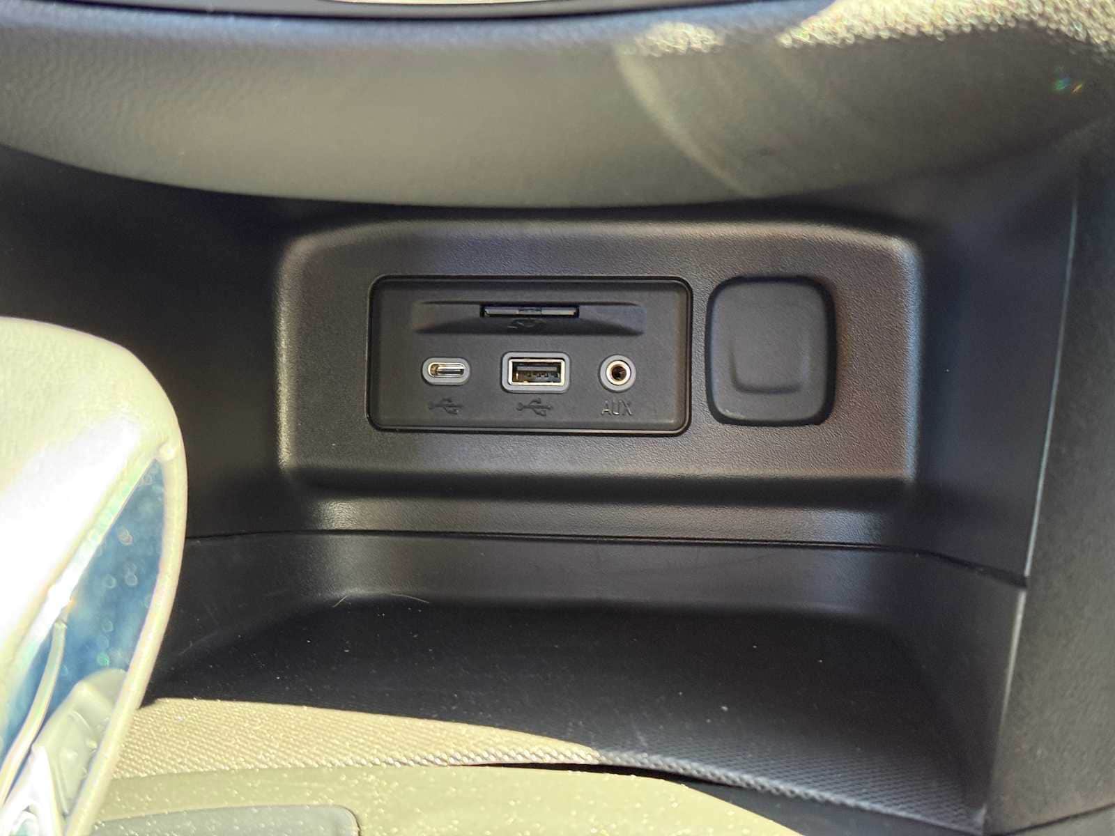 Thumbnail: 2024 Chevrolet Equinox - 18