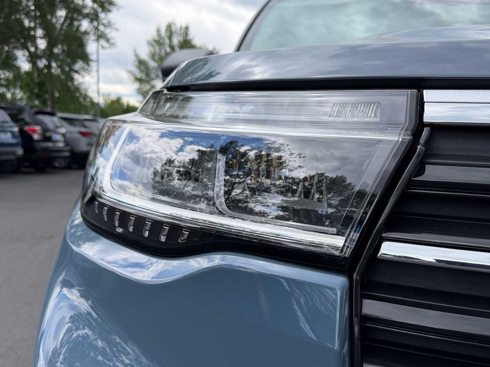 Thumbnail: 2026 Ford Explorer - 3