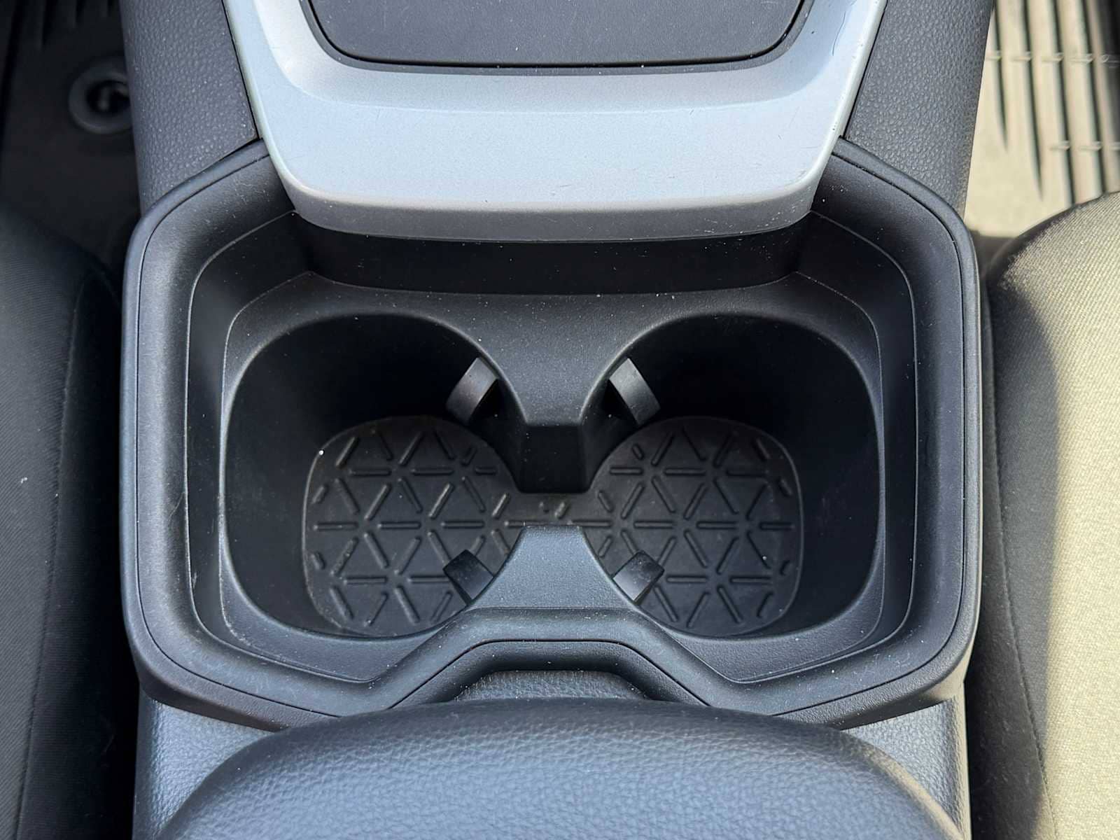 Thumbnail: 2021 Toyota RAV4 - 19