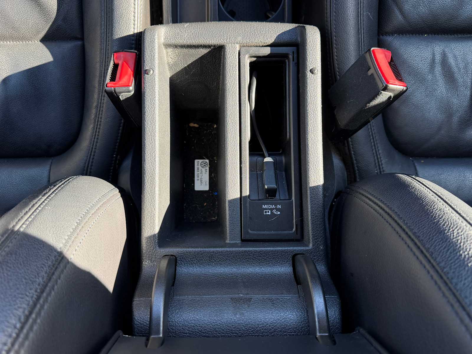 Thumbnail: 2014 Volkswagen Tiguan - 23