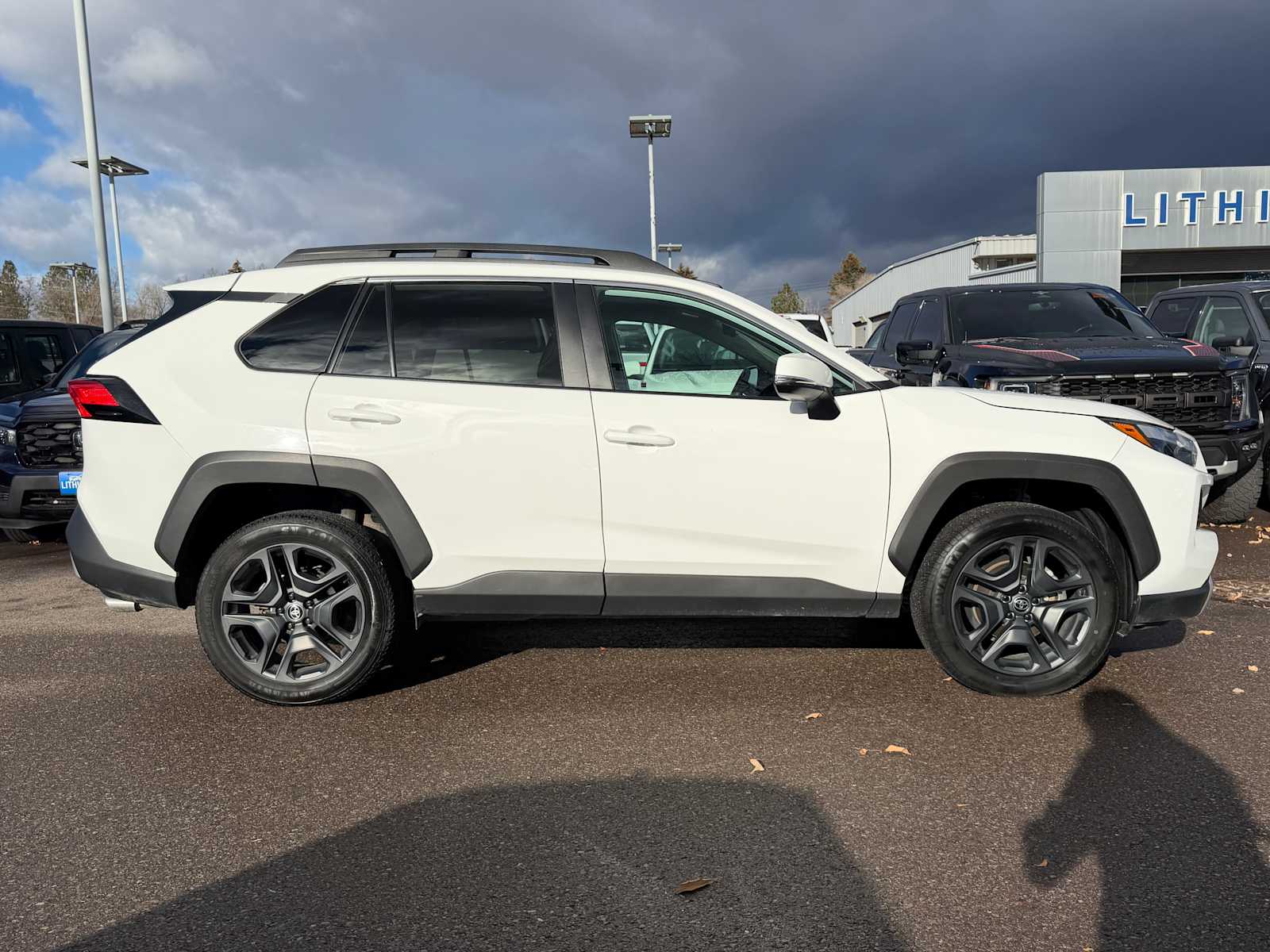 Thumbnail: 2024 Toyota RAV4 - 6