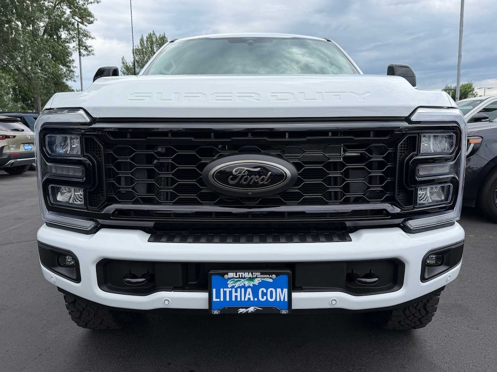 New 2026 Ford F-250 Lariat Truck Crew Cab