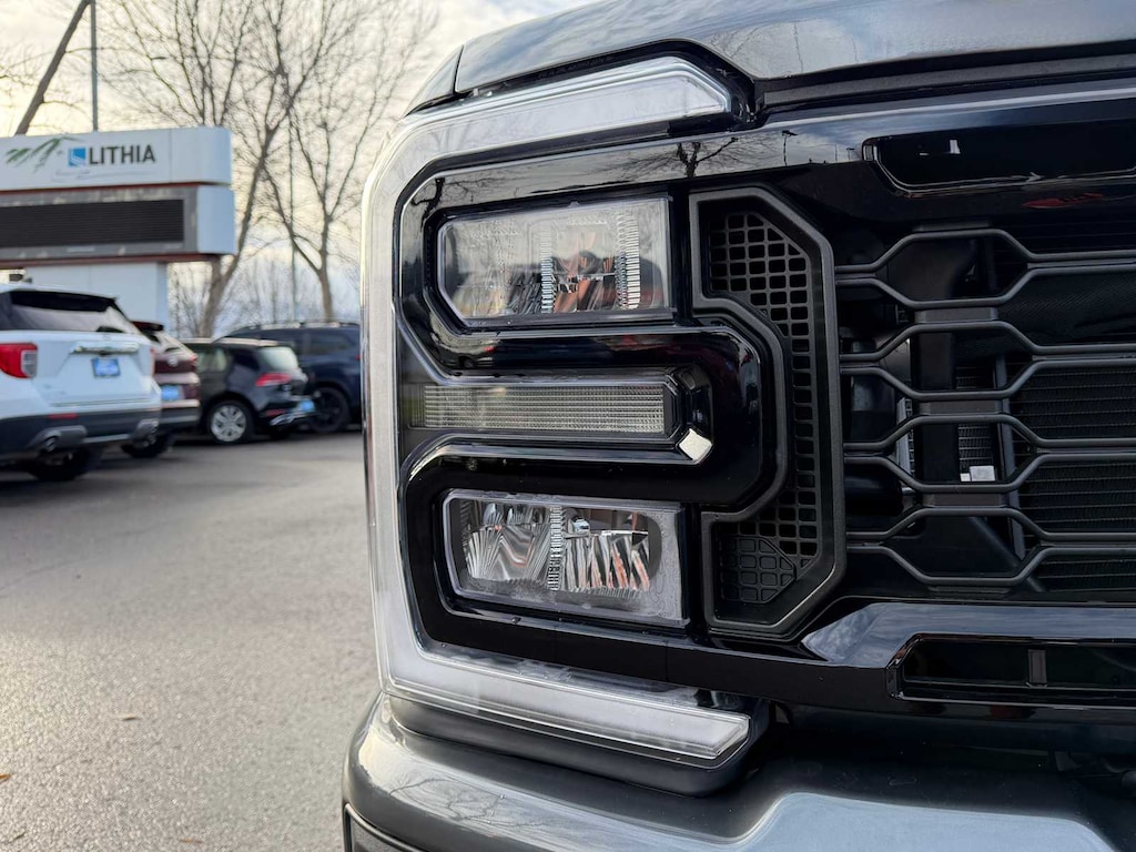 New 2026 Ford F-350 Lariat Truck Crew Cab