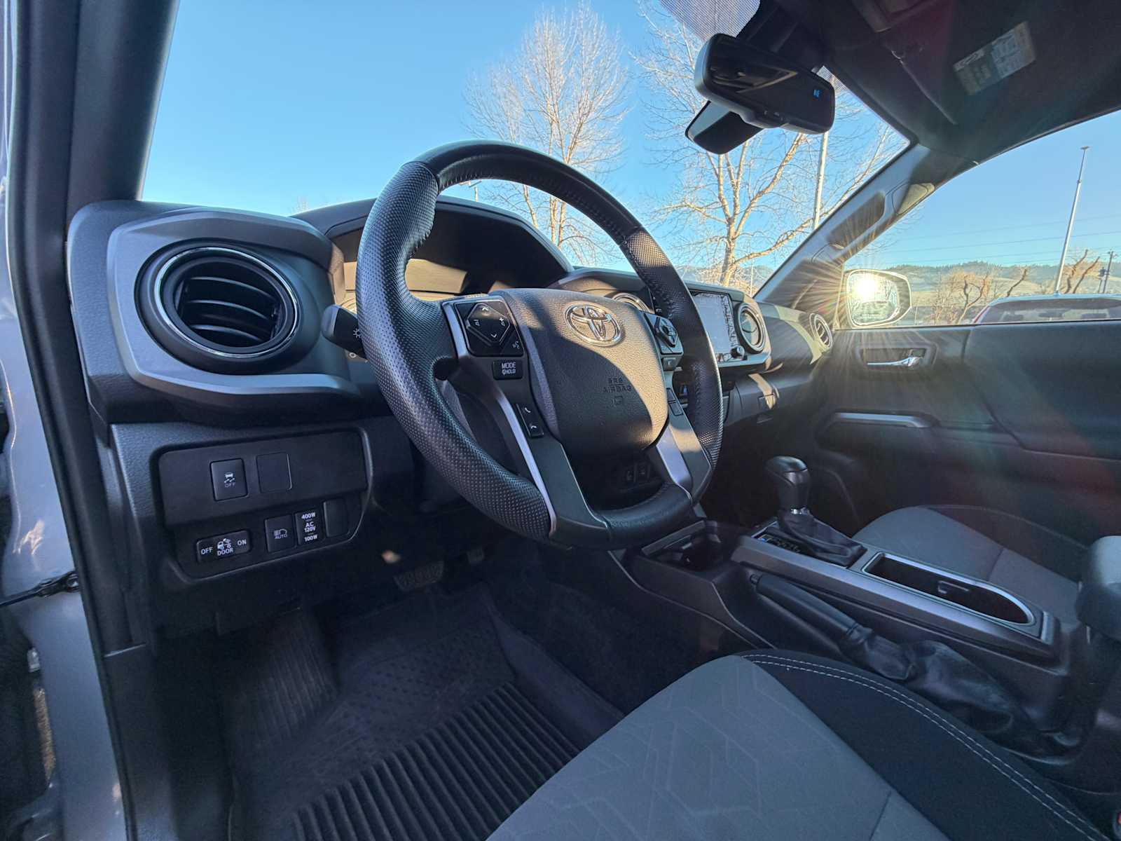 Thumbnail: 2021 Toyota Tacoma - 12