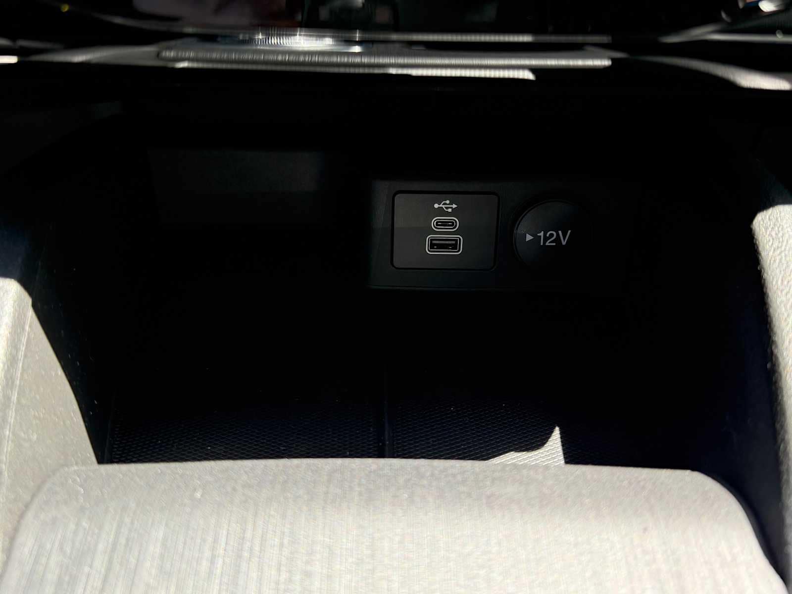 Thumbnail: 2025 Ford Escape - 17