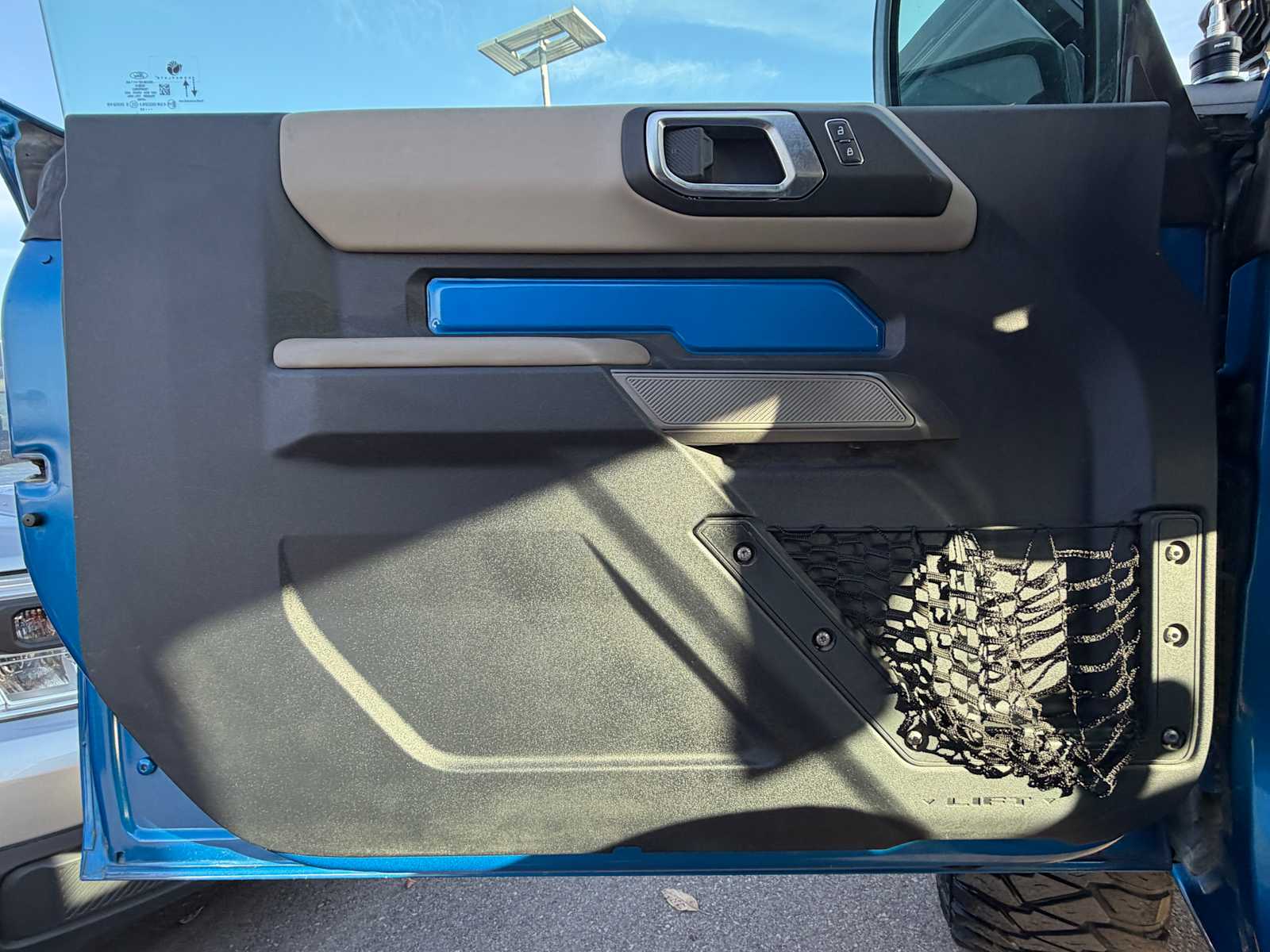 Thumbnail: 2022 Ford Bronco - 12