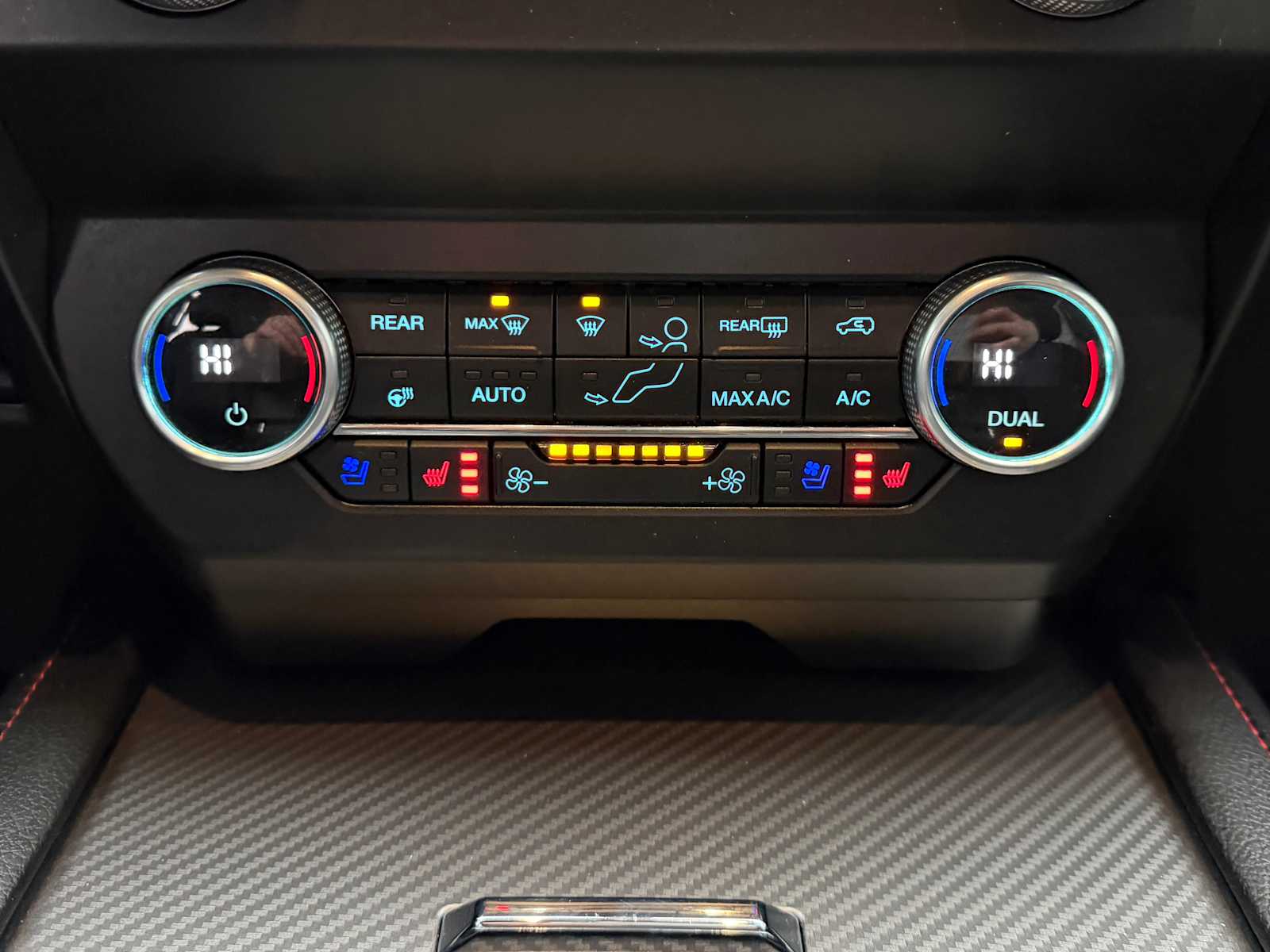 Thumbnail: 2021 Ford Expedition - 17