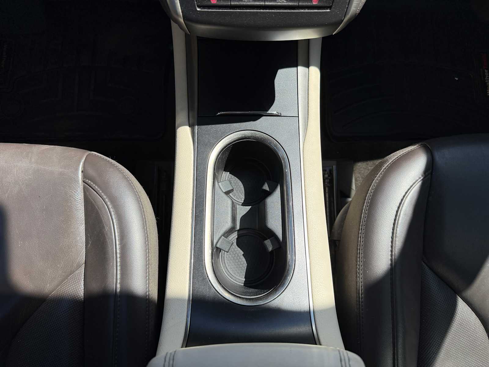Thumbnail: 2016 Lincoln MKC - 21