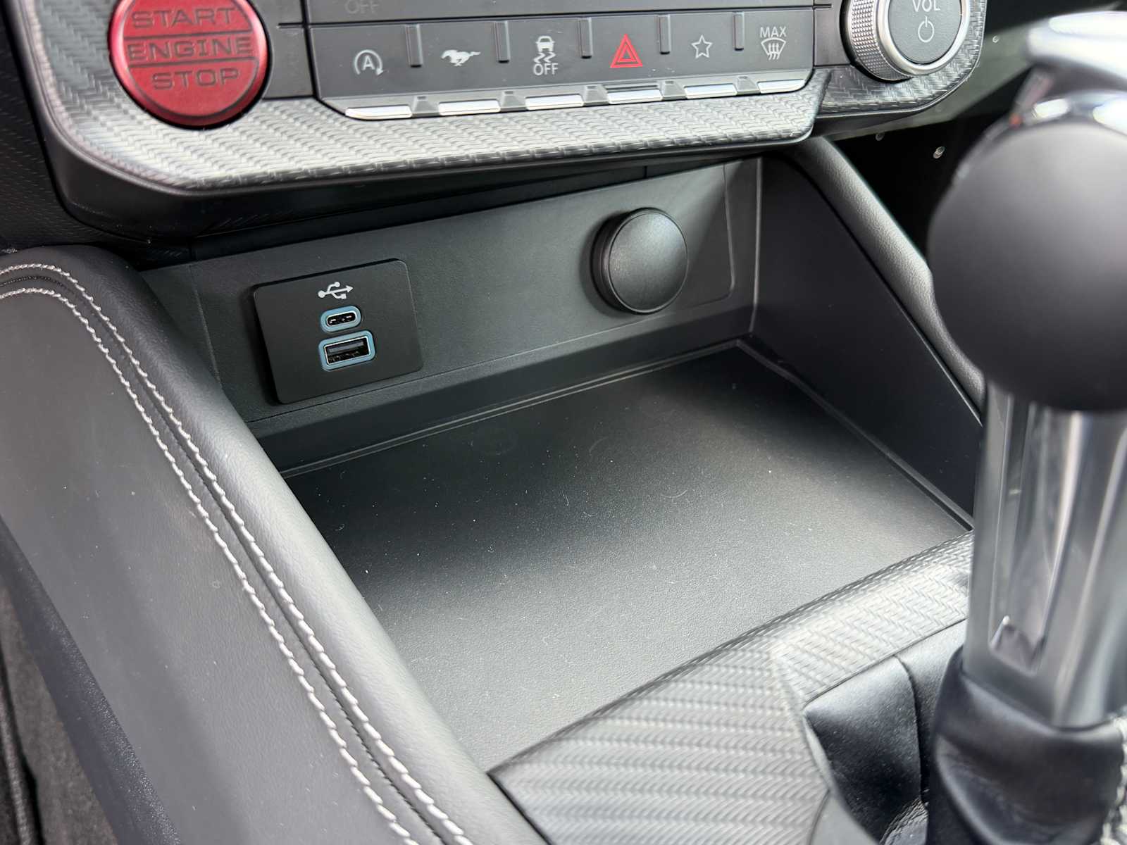 Thumbnail: 2026 Ford Mustang - 19