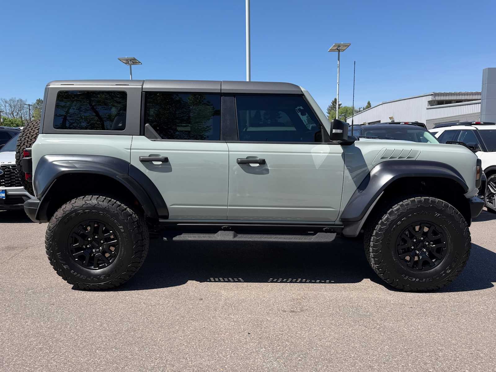 Thumbnail: 2023 Ford Bronco - 5