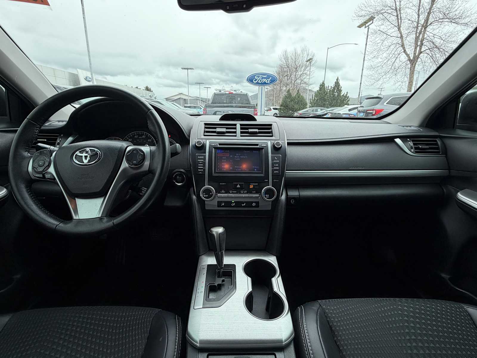 Thumbnail: 2012 Toyota Camry - 29