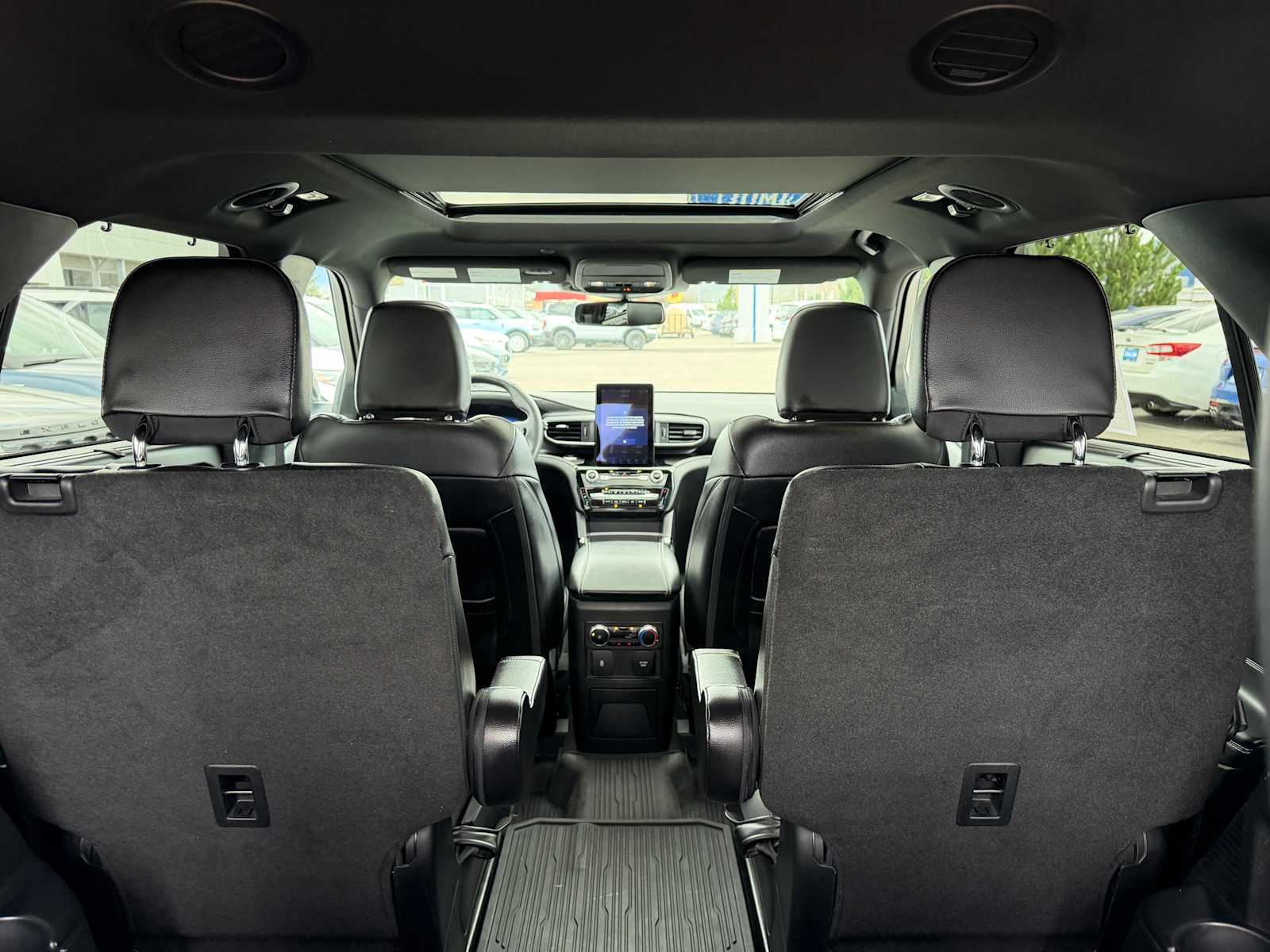 Thumbnail: 2024 Ford Explorer - 29