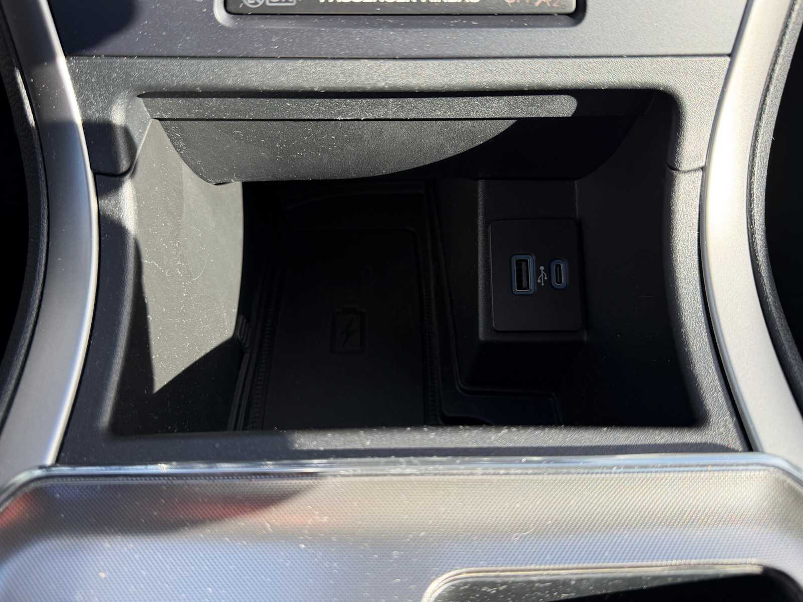 Thumbnail: 2022 Ford Edge - 18